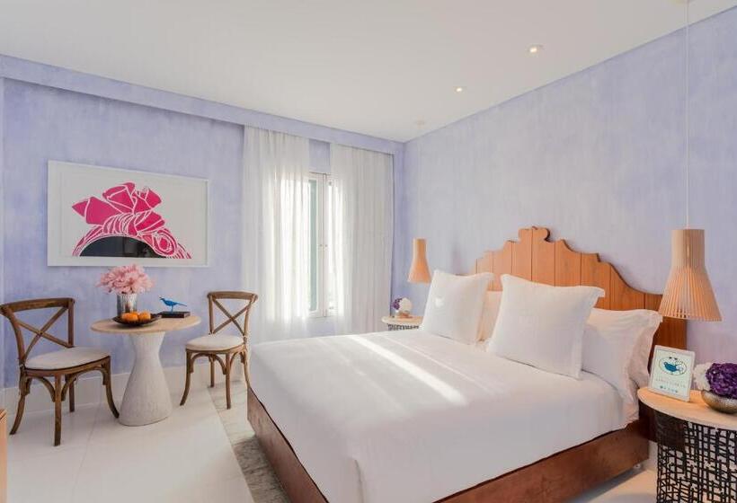 Номер Стандарт, Charleston Santa Teresa Cartagena
