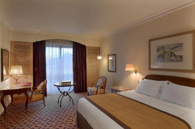 سوئیت جونیور با تخت بزرگ, Sheraton Addis, A Luxury Collection Hotel, Addis Ababa
