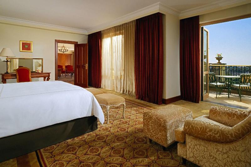 سوئیت جونیور با تخت بزرگ, Sheraton Addis, A Luxury Collection Hotel, Addis Ababa