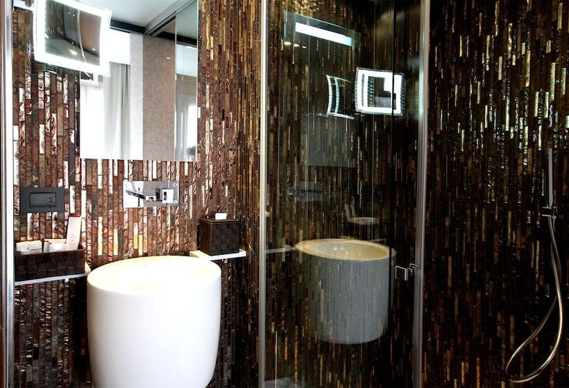 اتاق لوکس, Hôtel Elysées Paris
