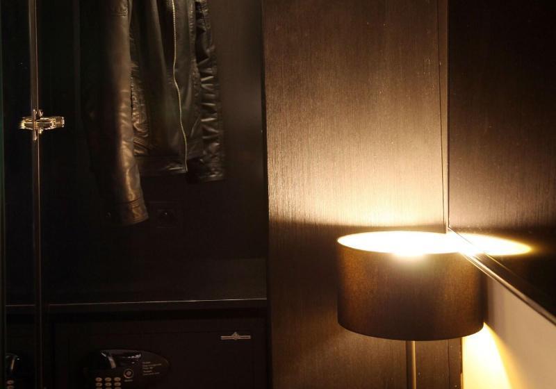 سوییت, Hôtel Elysées Paris