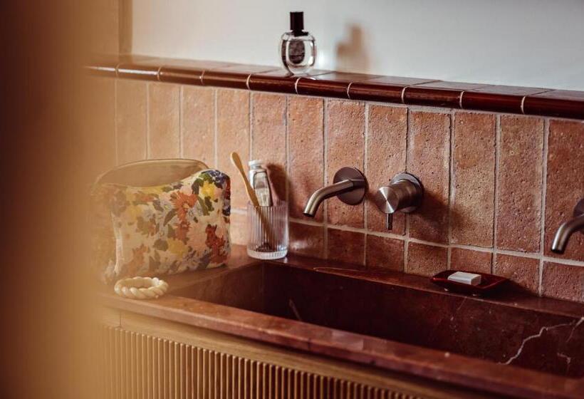 Классический Номер, Capelongue, A Beaumier Hotel & Spa
