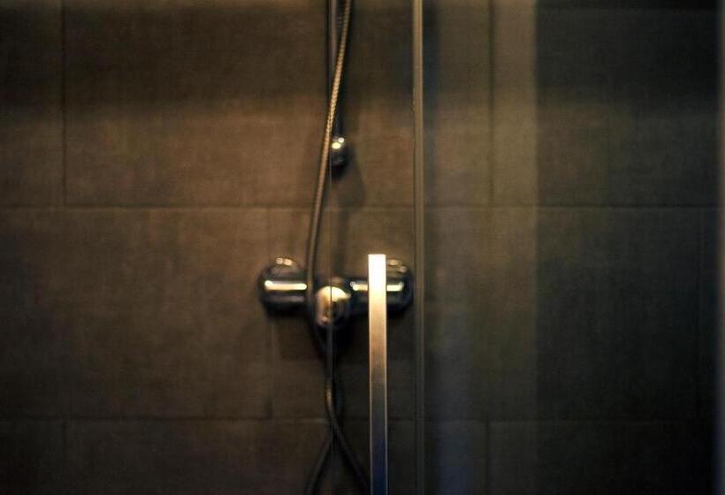 Quarto Estandar, Bellevue Cannes