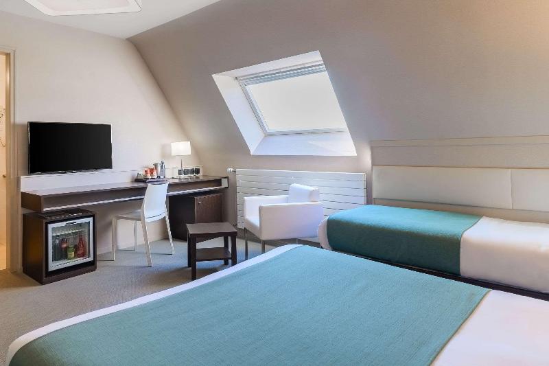 اتاق استاندارد سه نفره, Quality Hotel La Marebaudière Vannes Centre