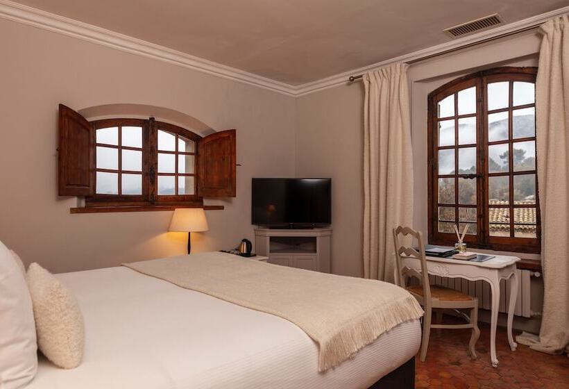 Классический Номер, Restaurant & Spa La Magdeleine Mathias Dandine