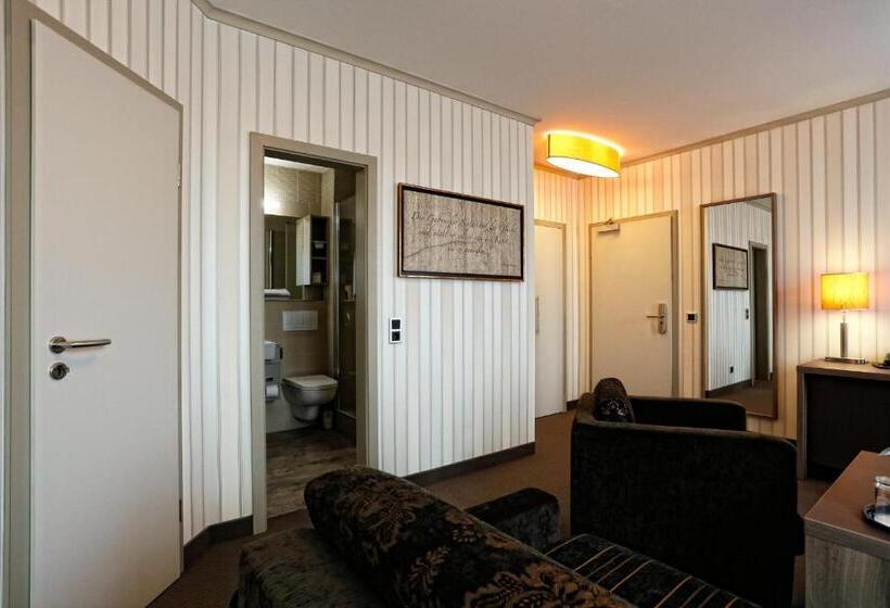 Семейный Номер, Konsumhotel Dorotheenhof Weimar
