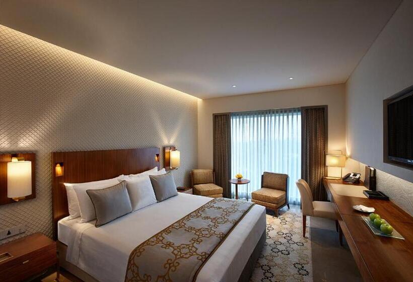 高级客房, Crowne Plaza Chennai Adyar Park