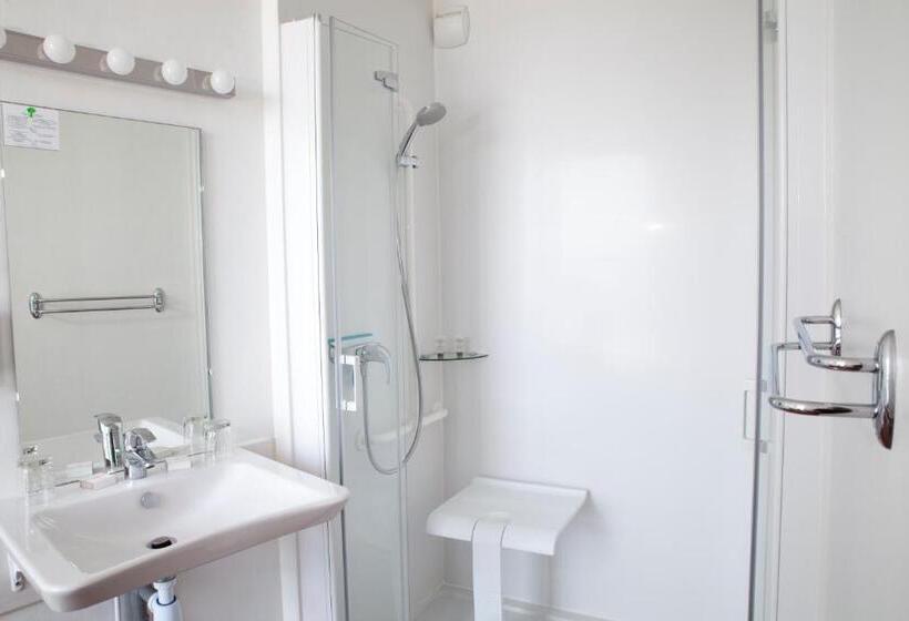 Номер Стандартный с Видом, Ambassadeur Hotel   Cherbourg Port De Plaisance