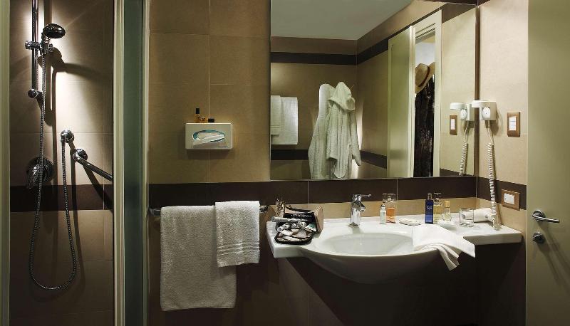 اتاق استاندارد, Best Western Grand Hotel Guinigi