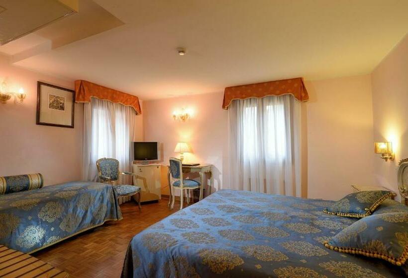 Номер Стандарт Трехместный, Royal San Marco
