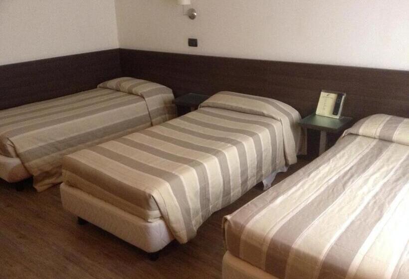 اتاق استاندارد سه نفره, Fiera Wellness & Spa