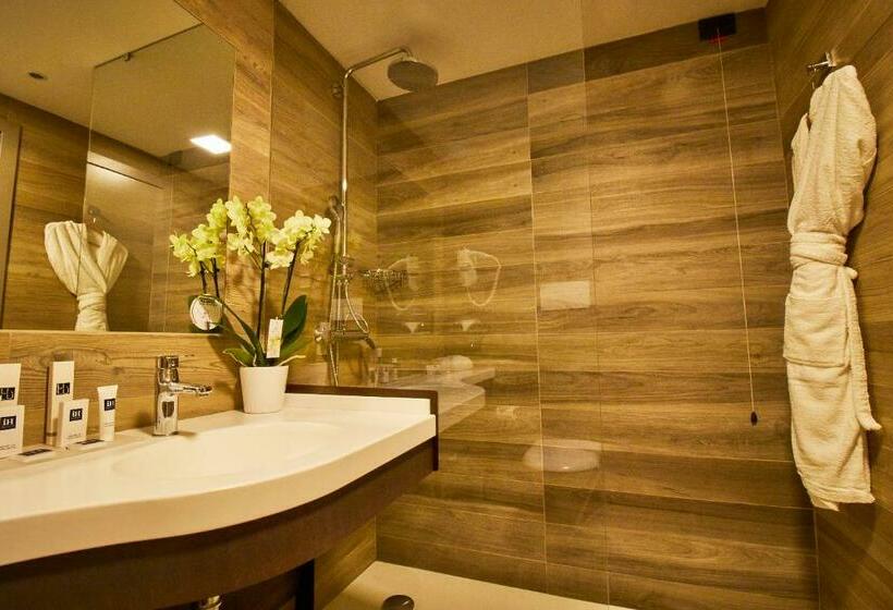带2个双人床的标准工作室, Ih Hotels Milano Lorenteggio