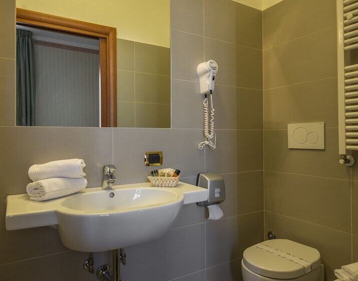 اتاق استاندارد, Nuovo Hotel Del Porto