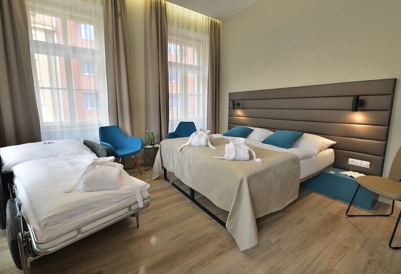 Quarto Estandar, Ea Hotel New Town