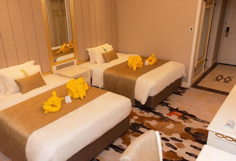 Номер Deluxe, Puteri Wing  Riverside Majestic