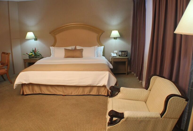 Номер Executive, Best Western Plus Plaza Florida & Tower