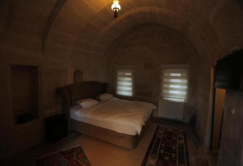 اتاق خانوادگی, Sandık Cave Suites