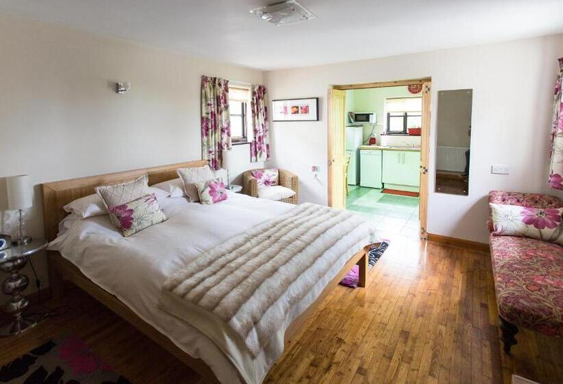 اتاق خانوادگی, Greenbanks Hotel Norfolk