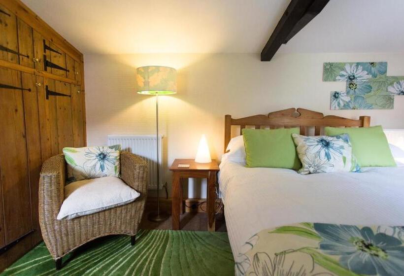 اتاق خانوادگی, Greenbanks Hotel Norfolk