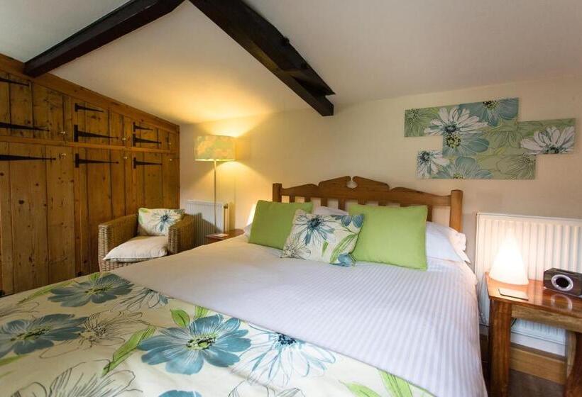 اتاق خانوادگی, Greenbanks Hotel Norfolk