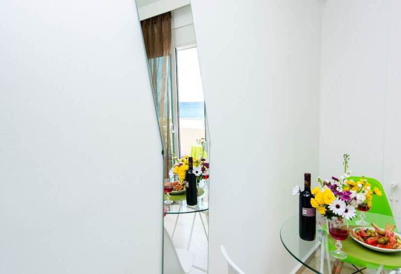 סטודיו בסיסי, Neda Studios & Apartments