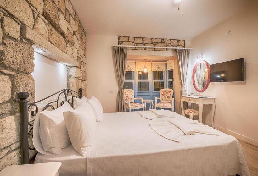 جناح, Bademli Konak Otel