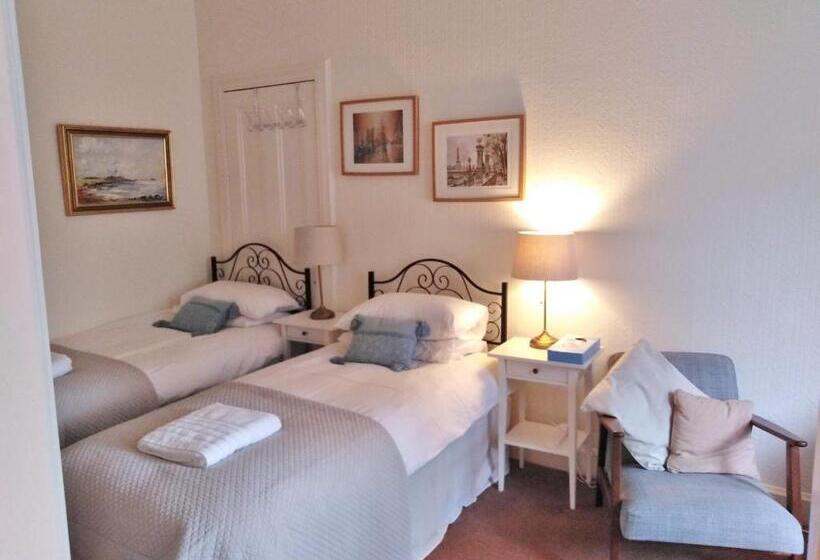 Номер Стандарт, Arden House   Rooms With Continental Breakfast