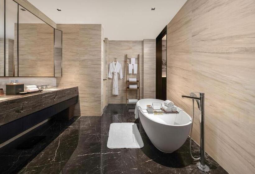 سوئیت پرزیدنت, Le Méridien Emei Mountain Resort