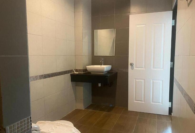 디럭스 패밀리 룸, Friendly Hotel Krabi