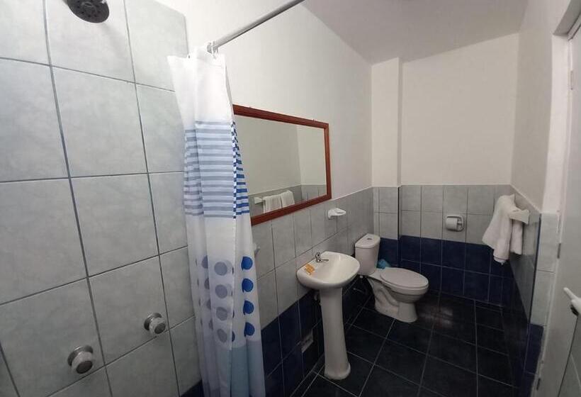 اتاق استاندارد, Hostal Los Frayles