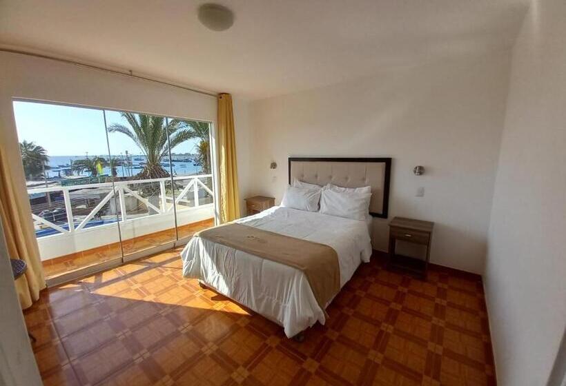 اتاق استاندارد با چشم‌انداز دریا, Hostal Los Frayles