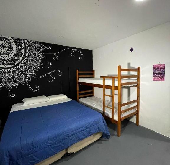 اتاق خانوادگی, Hostel Caiçara   Maresias