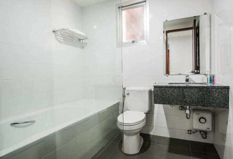 Quarto Estandar, Winner Sriracha Serviced Apartment