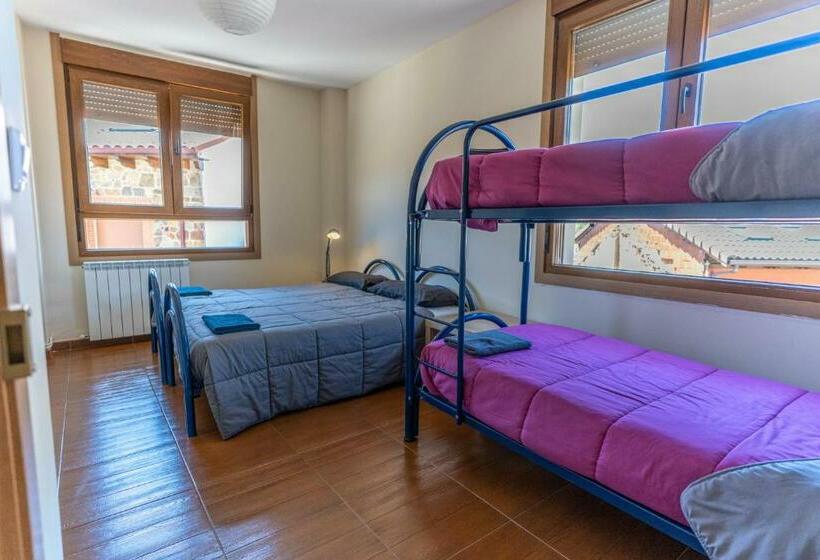 标准四人间共用浴室, Albergue De Prioro