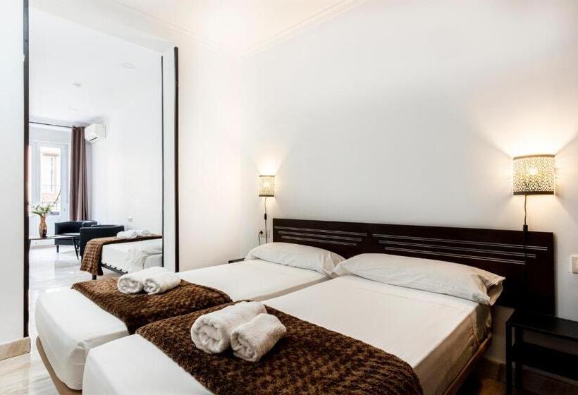 اتاق استاندارد سه نفره, Hostal Rincon De Sol
