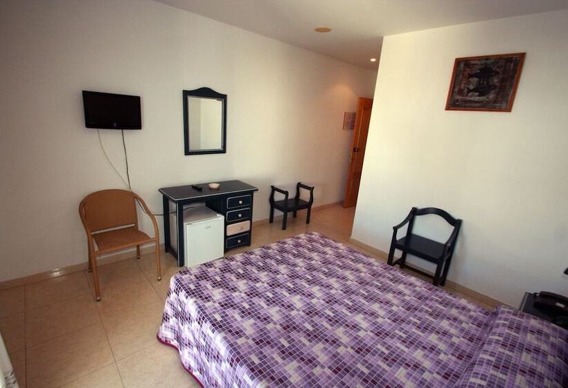 اتاق استاندارد, Hostal Sol Bahía San José