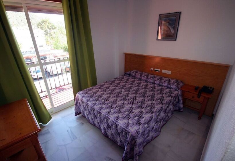 اتاق استاندارد, Hostal Sol Bahía San José