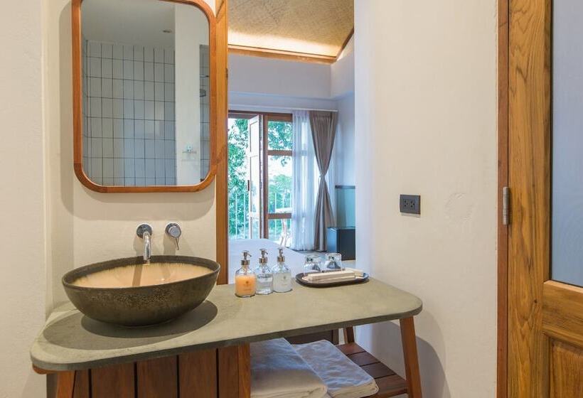 اتاق استاندارد با چشم‌انداز دریا, Mira Montra Resort Koh Mak