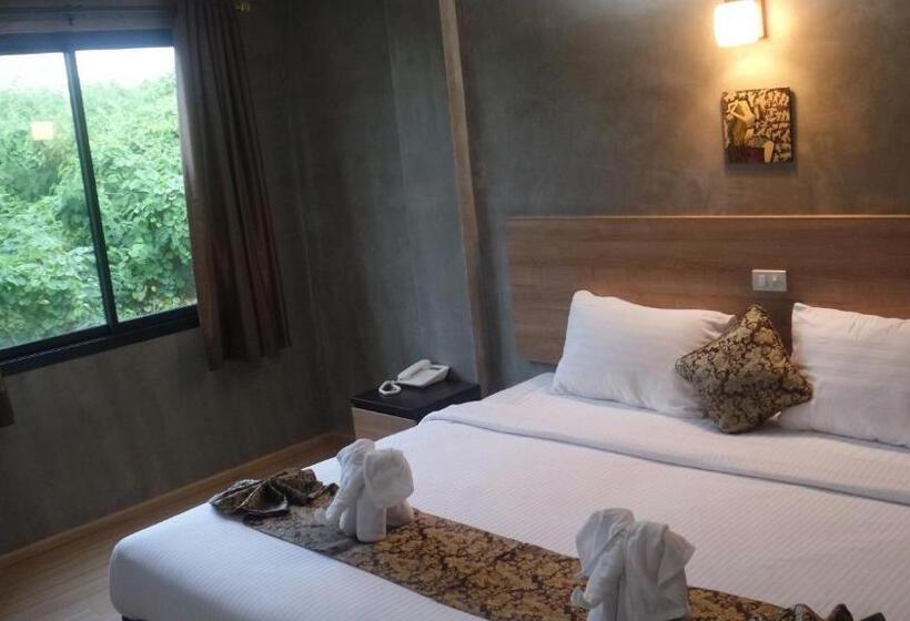 חדר סטנדרט יחיד, Narai Iyara Palace