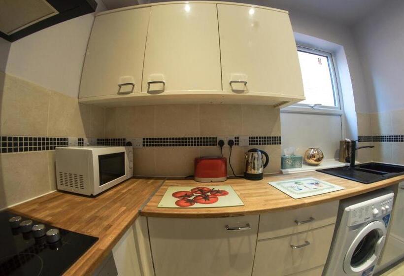 Номер Стандарт Трехместный, Tunnard House