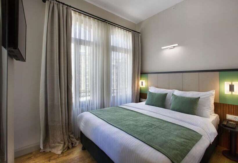 اتاق لوکس با چشم‌انداز دریا, Juno Hotel Taksim