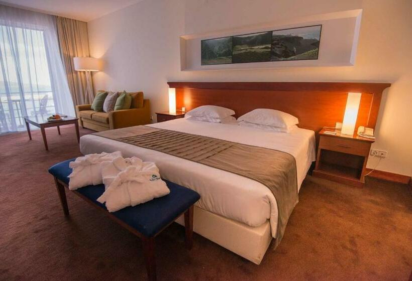 Номер Deluxe Вид на Море с Балконом, Azoris Faial Garden - Resort Hotel
