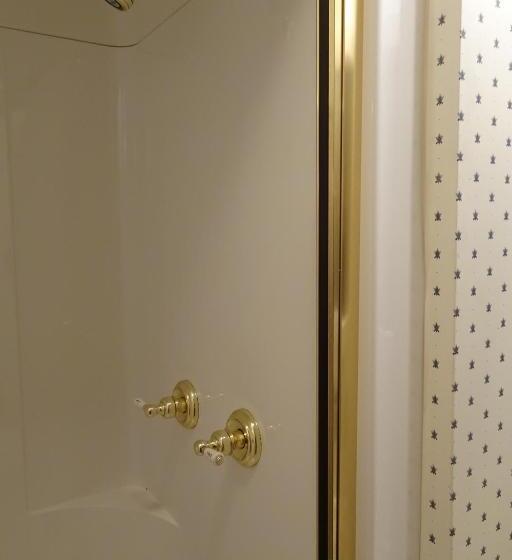 اتاق استاندارد, Grand Colonial Bed And Breakfast
