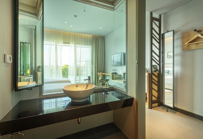 اتاق سوپریور, Aisana Hotel Korat