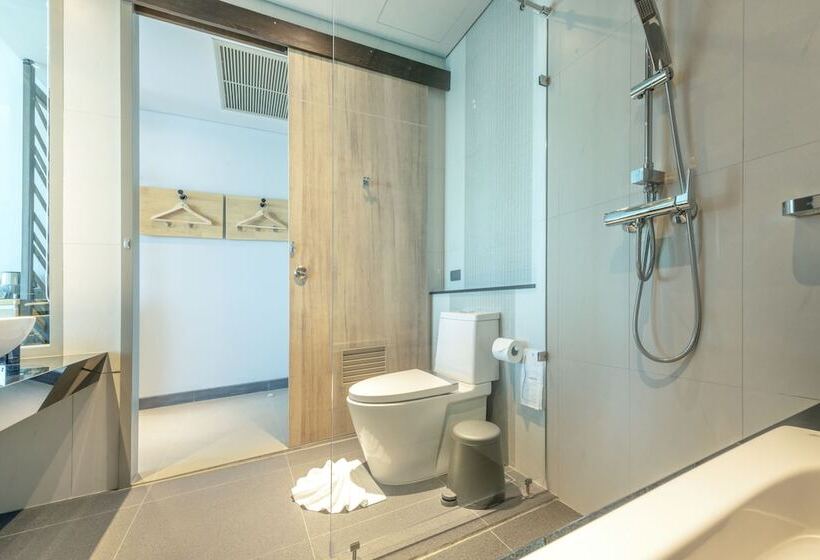 اتاق لوکس, Aisana Hotel Korat