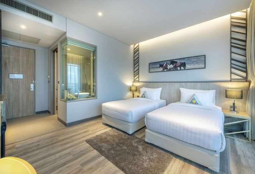 اتاق لوکس, Aisana Hotel Korat