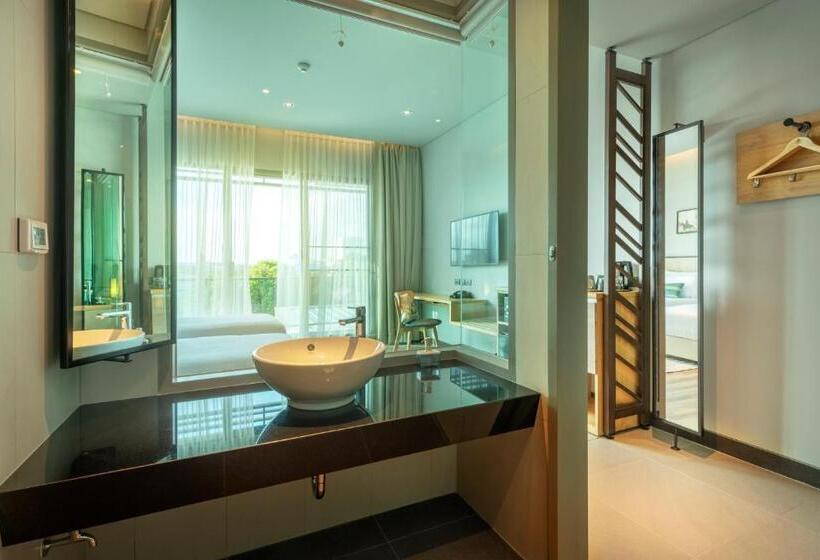 اتاق سوپریور, Aisana Hotel Korat