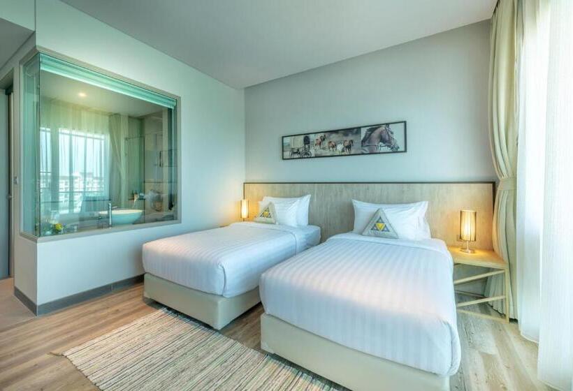 اتاق سوپریور, Aisana Hotel Korat
