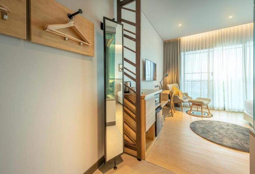 اتاق لوکس, Aisana Hotel Korat