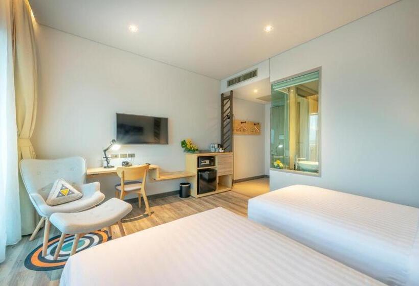 اتاق لوکس, Aisana Hotel Korat